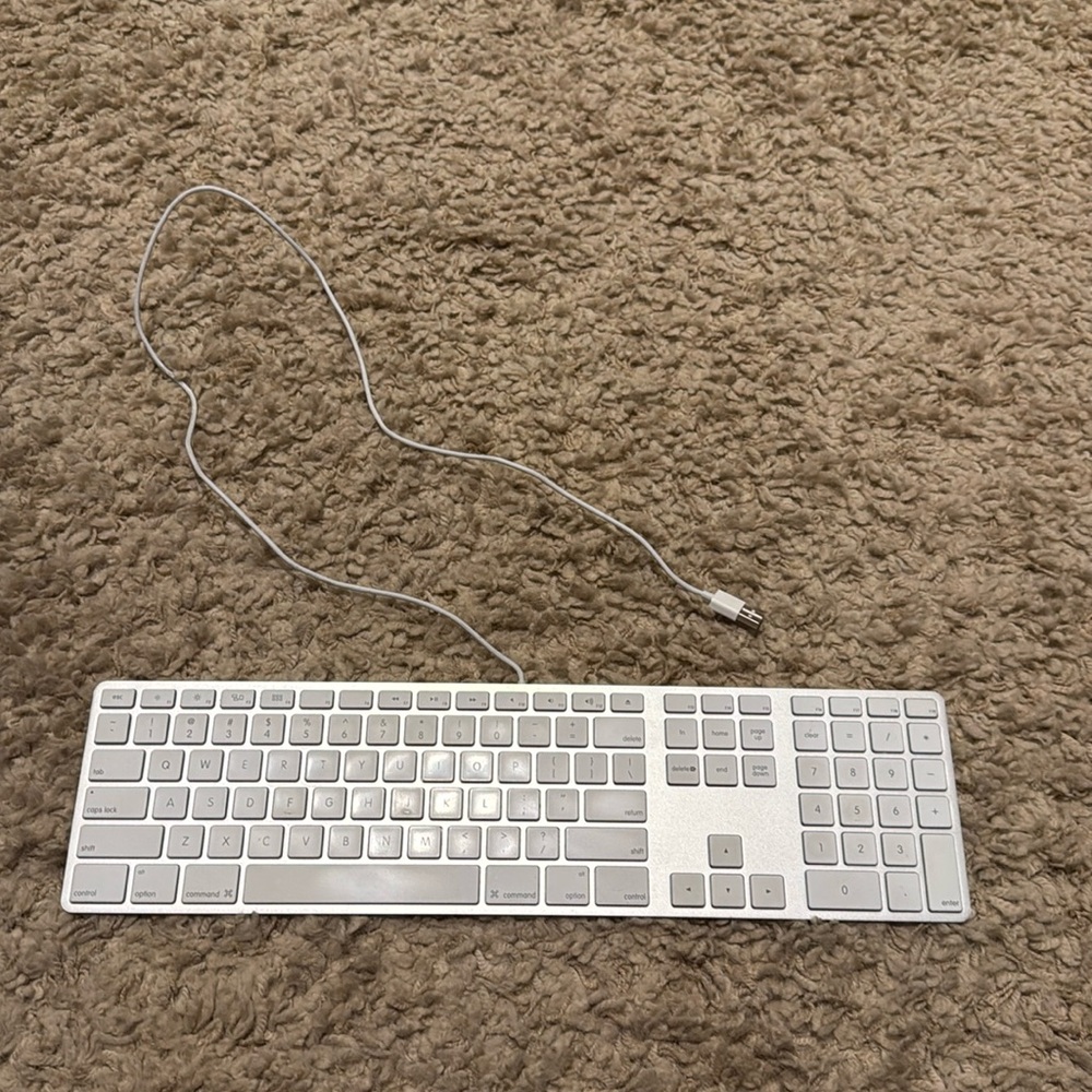 Apple Wired Computer Keyboard